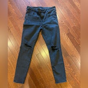 Stylish Black Distressed Women's Jeans